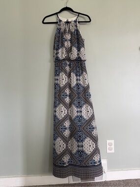 London Times Sleeveless Blue, White, & Tan Printed Halter Maxi Dress